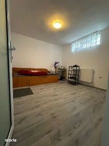 Casa Parter+Mansarda, zona Islaz.