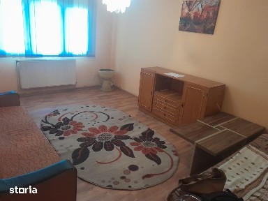 Garsoniera spatioasa la parter, centrala, termopan Orizont