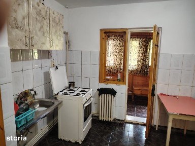 Apartament 3 camere decomandat, 67 mp, parter, Vișoi Câmpulung