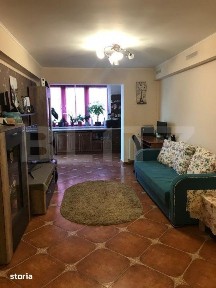 Apartament 3 camere, etaj 1, 70 mp, zona Porii