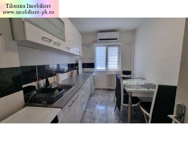 Apartament 3 camere de inchiriat:Ultracentral (Hotel Prahova), 2gr.sanit