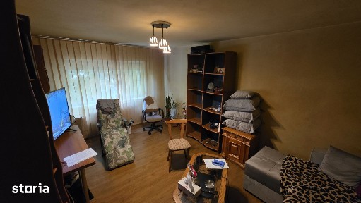 Vand ap cu 4 camere et 1 zona Orizont