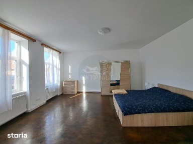 Apartament 2 camere parcare zona Centrala