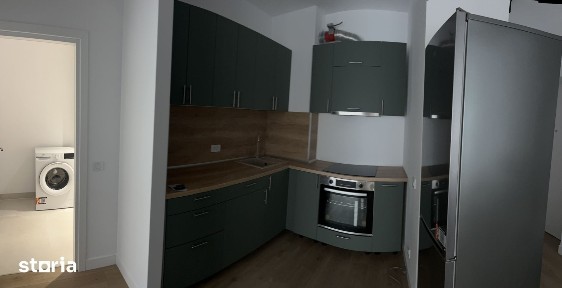 Închiriez apartament cu 2 camere la a Silk District