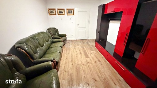 Podu Ros, 2 camere impecabil, decomandat, prima inchiriere