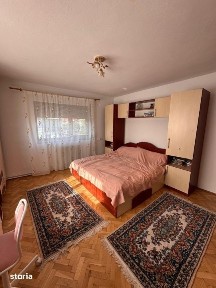 Casa individuala, 5 camere, 234 mp, teren 490 mp, zona Centrala
