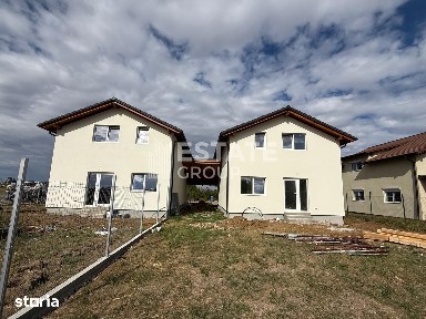 Duplex unit prin carport in Mosnita Noua