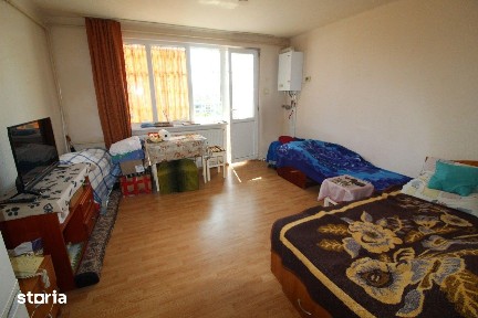 Vând garsonieră în Hunedoara, Central-Micro1/Str.22 Decembrie, 30mp.
