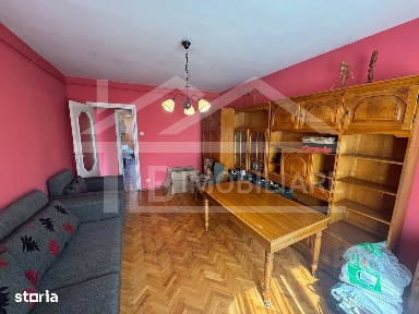 Apartament cu 3 camere, 66 mp, decomandat, Zona Fortuna