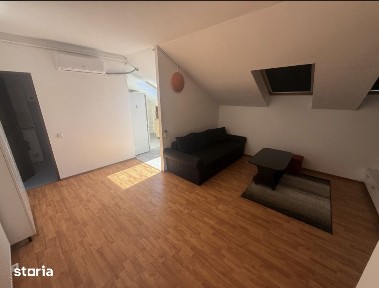 PF-Vand urgent apartament cu parcare
