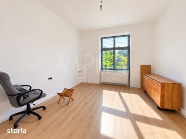 Apartament 3 camere de vanzare in Centru, Cluj Napoca