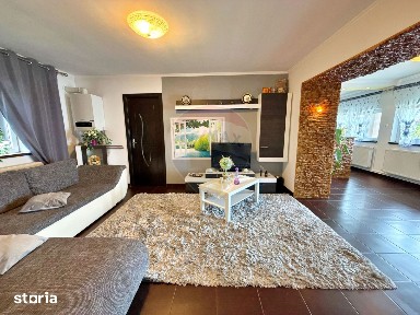 Casă mobilată și utilată, renovată complet, teren 1.410 mp