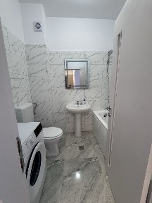 Inchiriez studio Militari Residence cu loc de parcare