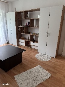 Apartament 3 camere de inchiriat