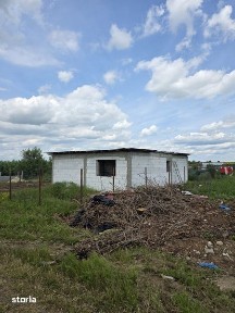 Vand casa com Vidra in 
