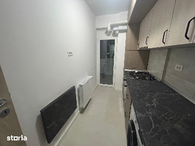 Garsoniera decomandata, bloc nou, metrou Bercecni