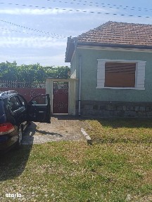 Casă de vânzare Sacadat județ Bihor