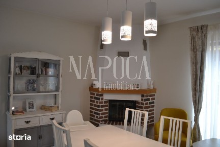 Casa 4 camere de vanzare in Floresti