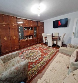 Închiriez apartament 2 camere Manastur-55 mp + garaj cu curte 45 mp (optional)