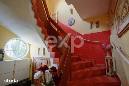 Apartament 4 camere in casa tip elvetian, cu teren propriu, garaj si g