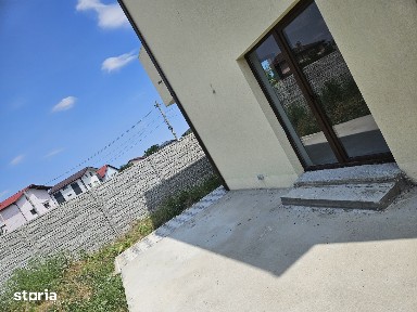 Proprietar vand vila noua in Dragomiresti Deal