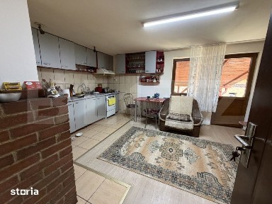 Casa cu 2 camere si un teren de 1600 mp