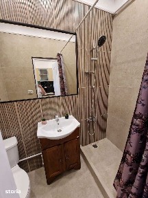 De vanzare garsoniera, renovata, etajul 1