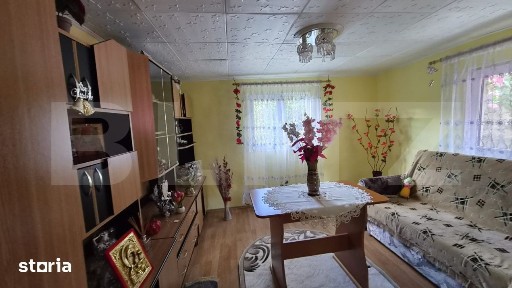 Casa 3 camere, 55 mp, teren 23.000 mp, zona pitoreasca-Poiana Marului