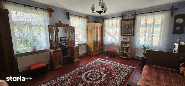 Casa locuibila cu 300 mp teren, zona Schei-Biserica Sfanta Treime