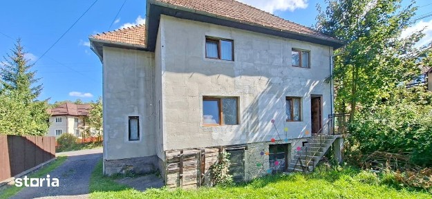 Casa generoasă în Bran | pârâu și priveliște deosebită