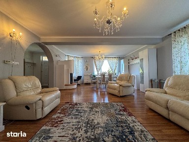 Casa indiviudala, 350 mp, teren 1000 mp, 12 parcari, cartier Andrei Mu