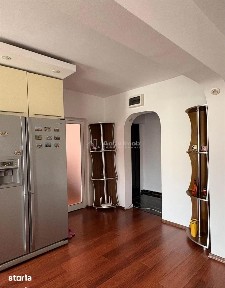 3 - camere - zona 9 Mai - decomandat