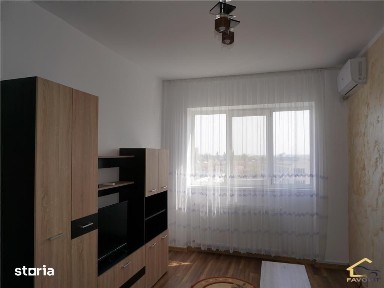 Apartament decomandat cu 3 camere la Ciuperca