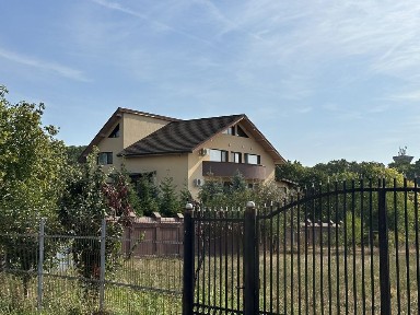 Vand vila P+2+ pod, 11 camere, Pasarea IF