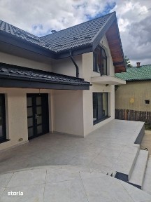 Vila de vanzare-Dobrovat