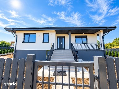 Casa 3 camere /2 bai, 650 mp teren Tomesti Iasi