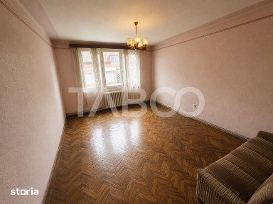 Apartament de vanzare 150mpu + gradina 300mp zona Piata Cluj