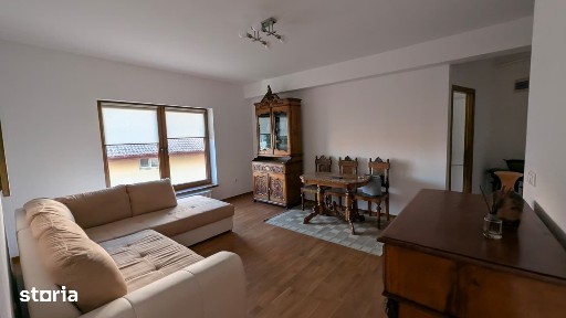 Apartament 3 camere cu balcon, 60 mp, et.1, zona Strand
