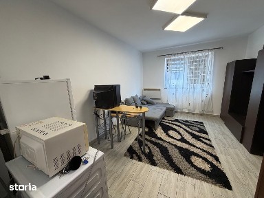 Garsoniera etaj 2 zona Vasile Aaron