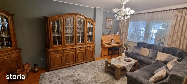 Apartament 3 camere Pietonalul Transilvaniei