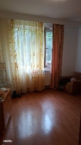 Apartament 2 camere în Tomis II, etaj 2, balcon și centrală proprie
