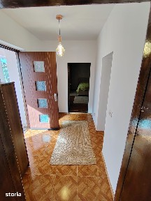 Proprietar vand casa in Ianova