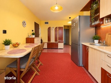 Apartament cu 3 camere, centrala proprie, de inchiriat - Zona Soarel