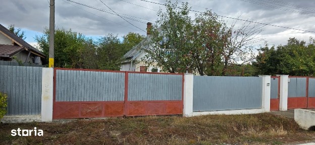 Prajesti Traian casa +teren 1.370 mp