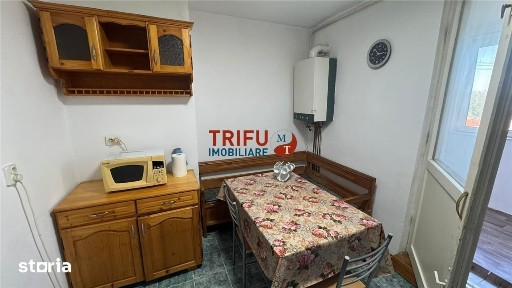 Apartament cu 4 camere și loc de parcare - Ampoi 3, Alba Iulia
