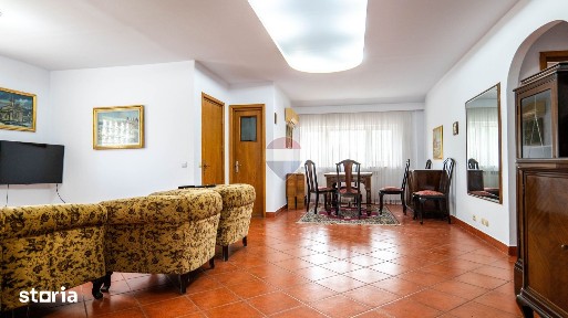 Etaj in vila de inchiriat, cart. Pantelimon I str. Cuprului