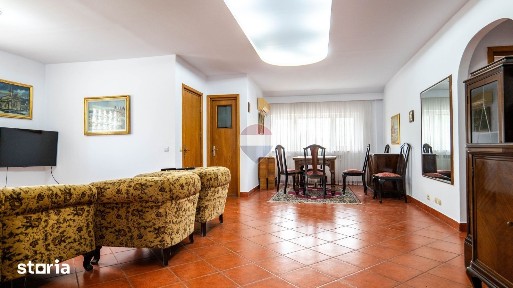 Etaj in vila de inchiriat, cart. Pantelimon I str. Cuprului