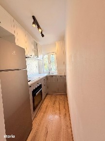 Apartament două camere de vânzare Dâmbu renovat