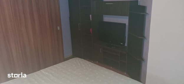 Vanzare apartament Floresti, 3 camere, 60 mp, etaj 1 + parcare