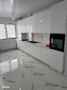 Apartament nou, 3 camere, parcare,etaj 1